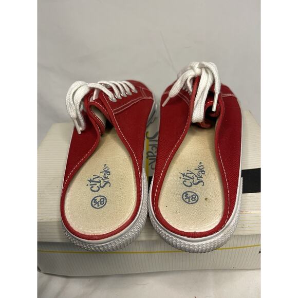 City Sneaks Slip-On Sneakers Women’s Size 8.5 Red Shoe Christmas Canvas Casual - Picture 6 of 11